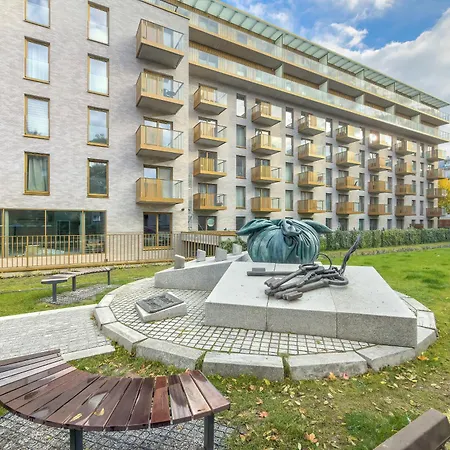 Komfortowy Z Tarasem Widokowym We Wroclawiu By Renters Apartman *